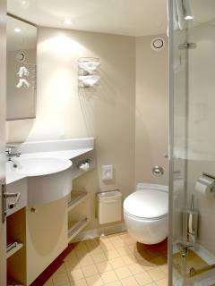 MS Maxima Dusche und WC