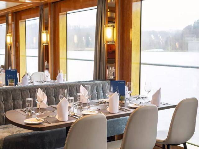 MS Viktoria Restaurant