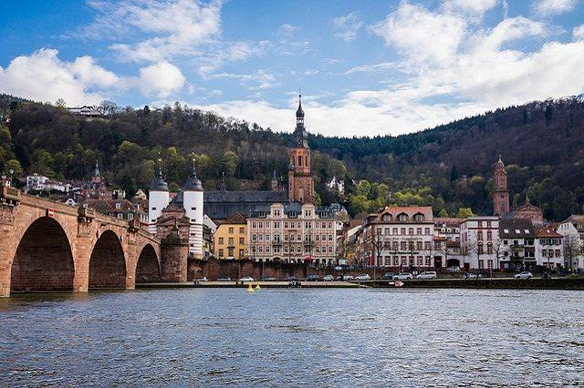 Verblüffende Entspannung auf dem Neckar erleben