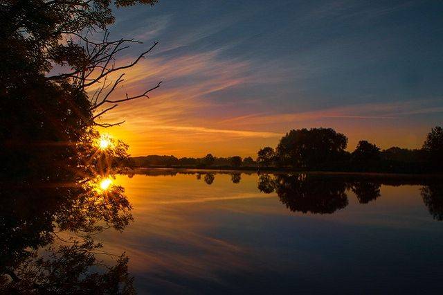 die schönsten Sonnenuntergänge erleben vom Flussschiff aus